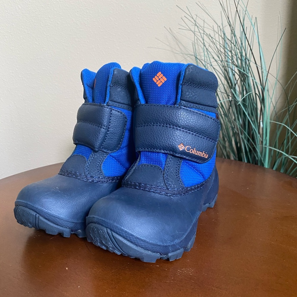 Toddler 10 Columbia Snow boots NWOT